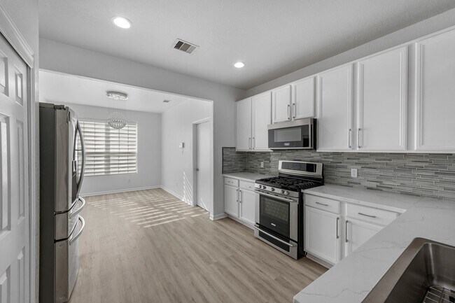 Building Photo - 4810 Jarl Ct