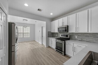 Building Photo - 4810 Jarl Ct