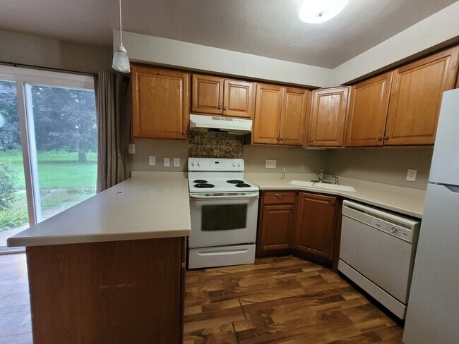 Building Photo - 709 S Timmers Ln