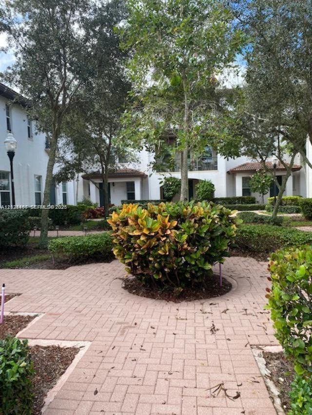 Building Photo - 11835 SW 27th St