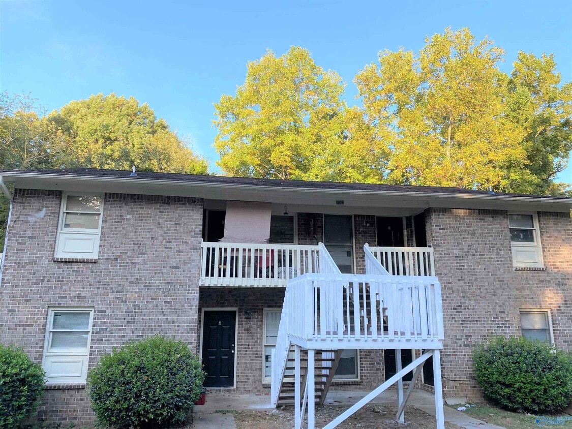 Primary Photo - 1503 Halston Cir NW