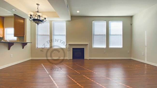 Building Photo - 4527 Coldwater Canyon Ave