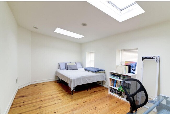 Foto del edificio - 912 New Market St