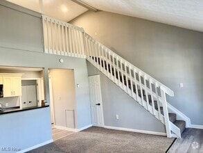 Building Photo - 1360 Melanie Dr