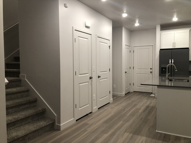 Entry to the Garage - 2134 N Chianti St