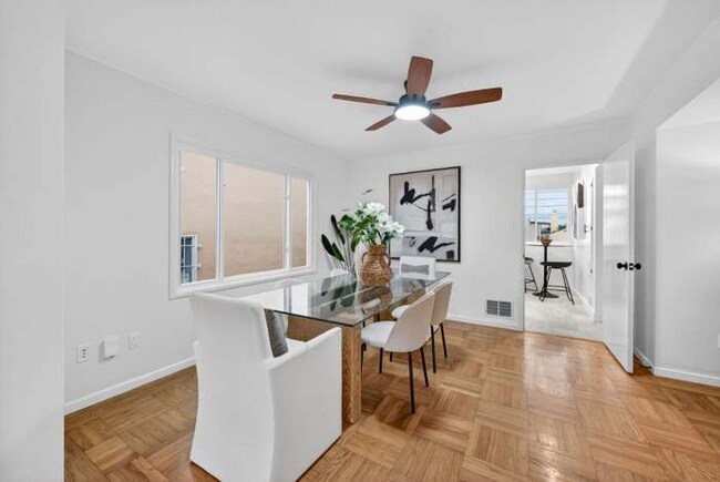 Foto del edificio - 876 N Mayfair Ave