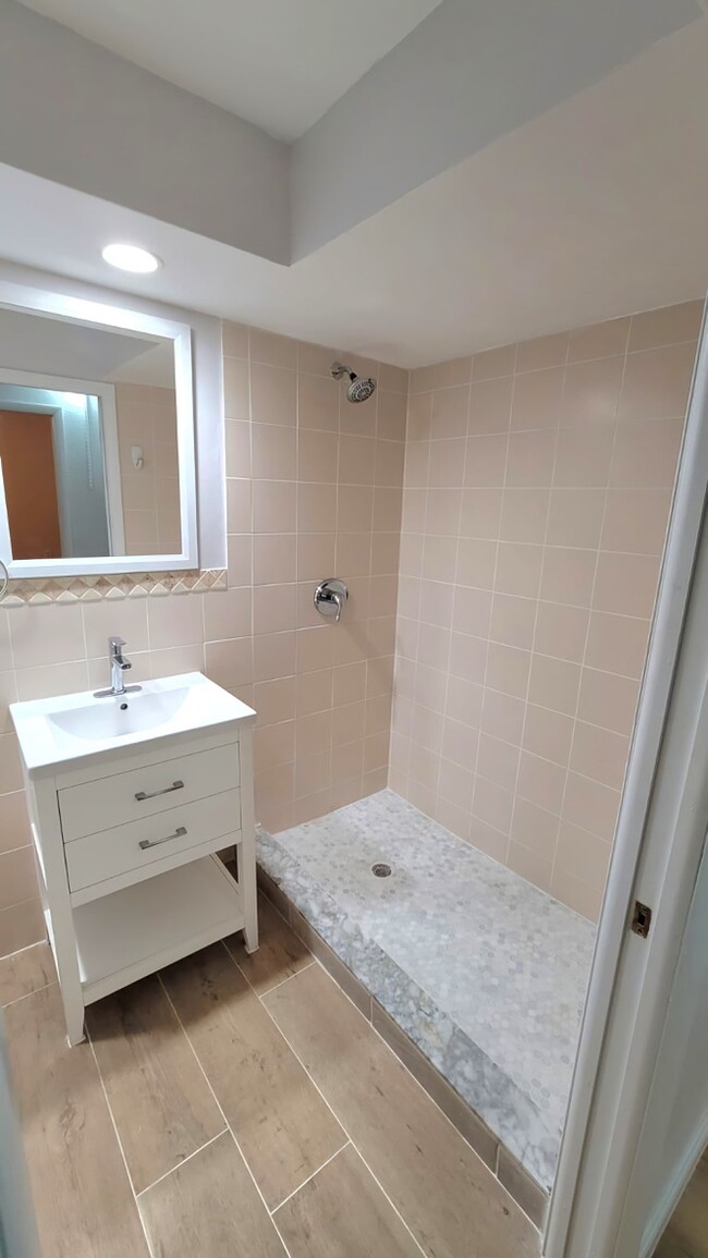 Foto del edificio - 8617 SW 68th Ct