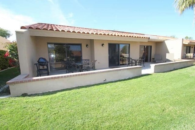 Primary Photo - 40900 La Costa Cir W
