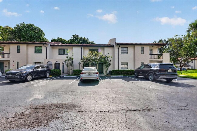 Foto del edificio - 21682 Cypress Rd