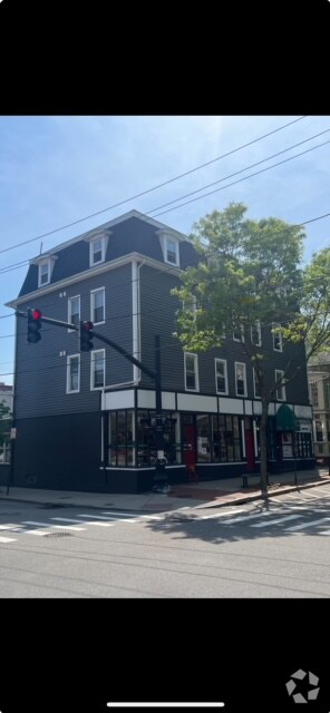 Building Photo - 241 Wickenden St