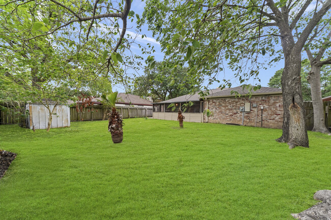 Building Photo - 16727 Royal Mile Ln