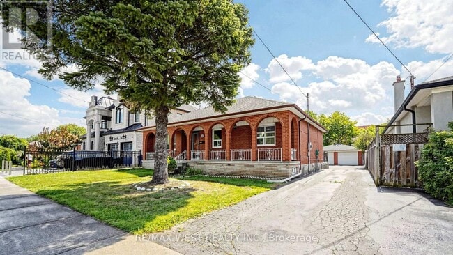 Building Photo - 139 Ranee Ave