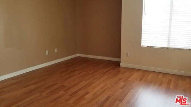 Foto del edificio - 350 S Norton Ave