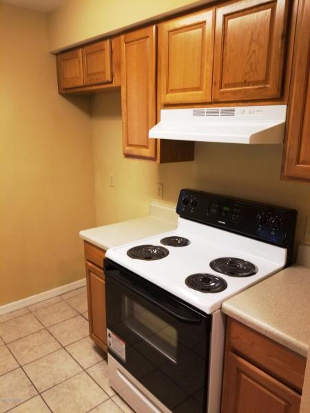 Foto del edificio - 2280-2286 Fox Hollow Dr.