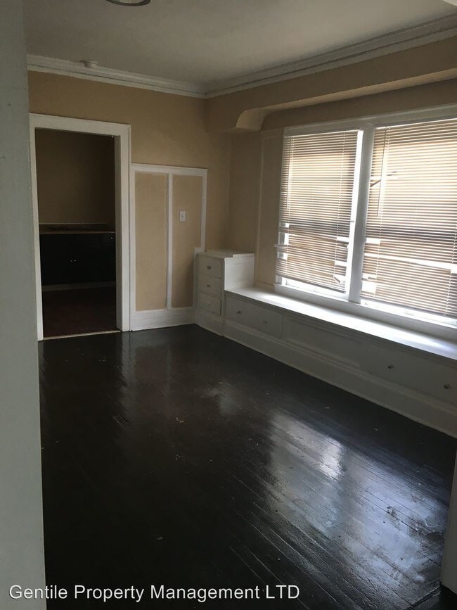 Foto del edificio - 3391 E 134th St