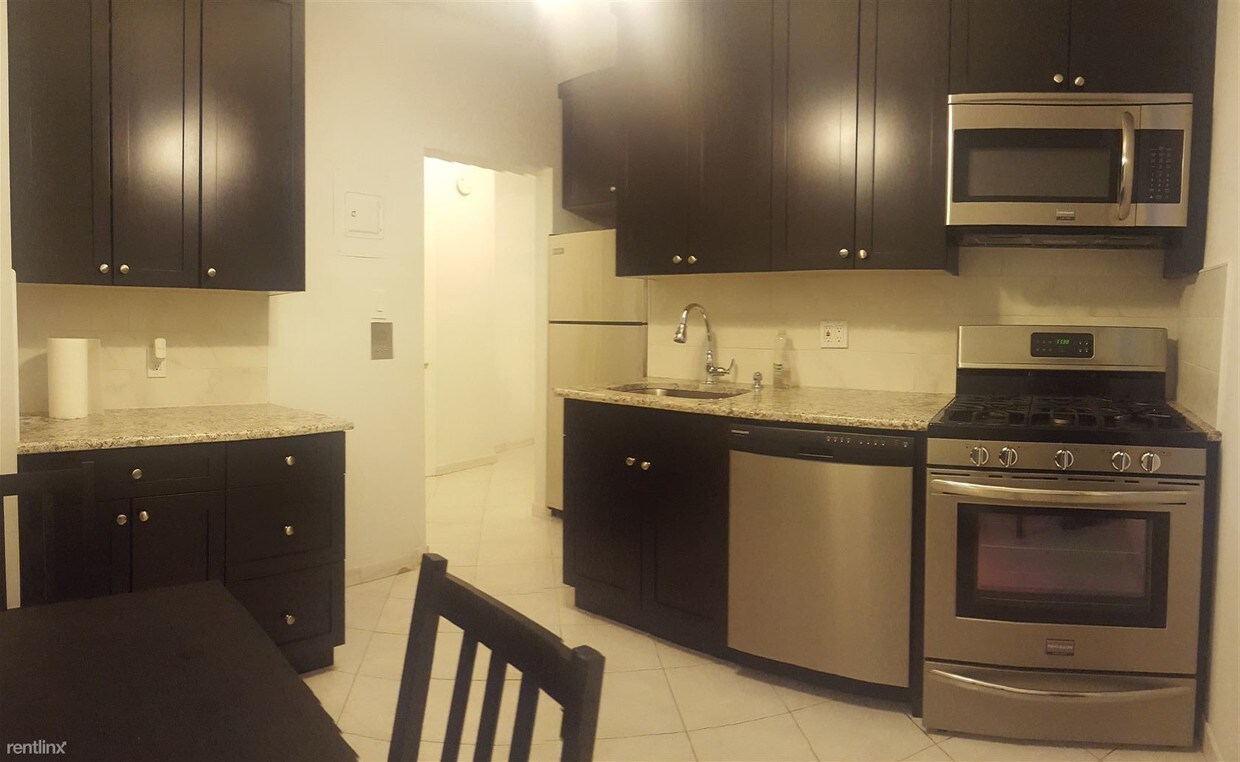 Primary Photo - 2574 43rd St