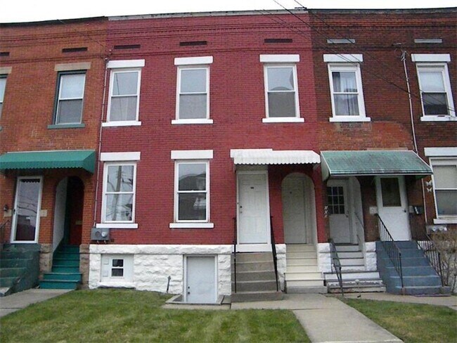 Building Photo - 505 6th St