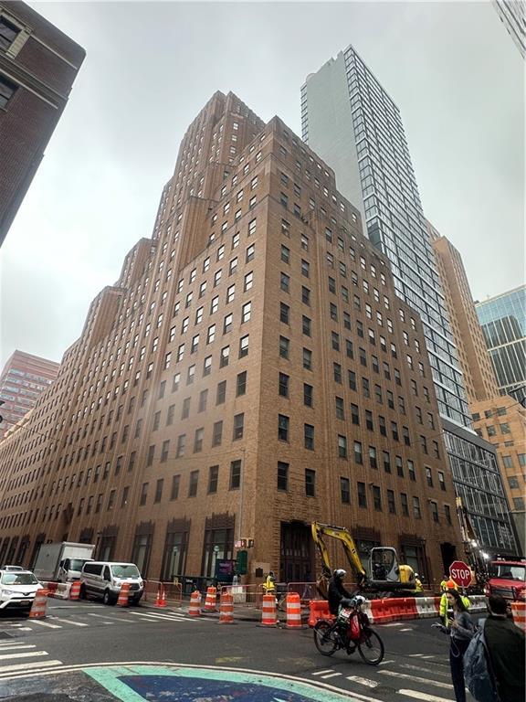 Foto principal - 365 Bridge St