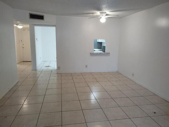 Building Photo - 2060 NW 48th Terrace