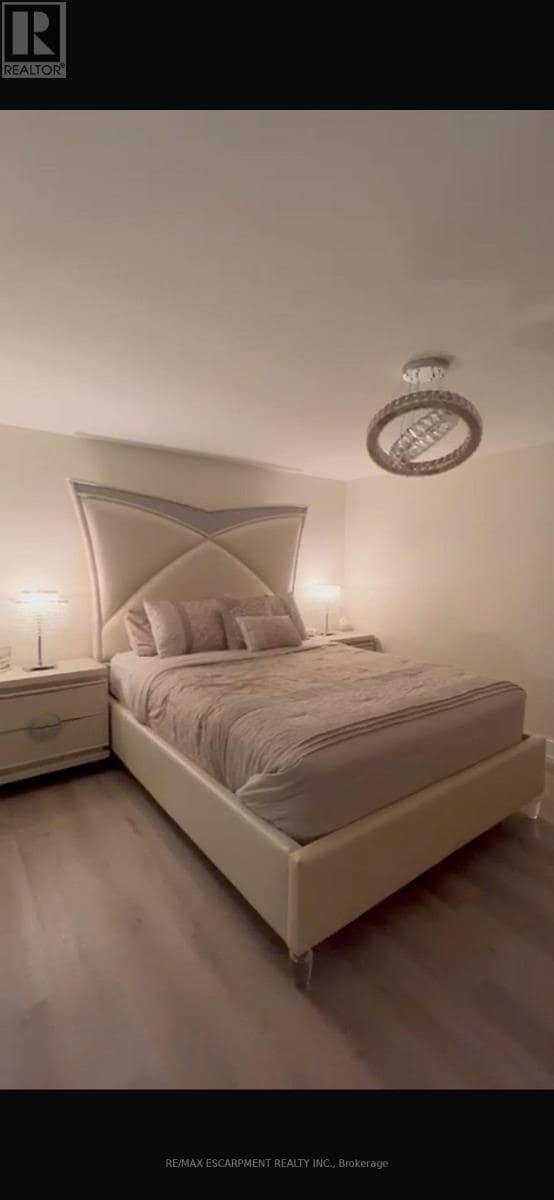 Photo du bâtiment - 664 Hiawatha Blvd