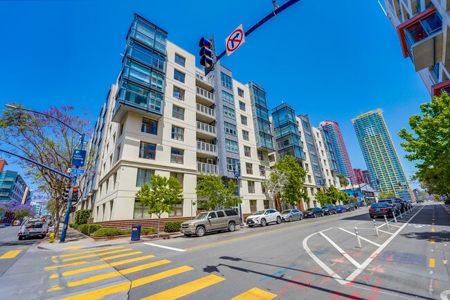 Foto del edificio - 1150 J St