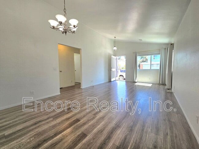 Foto del edificio - 2093 Waterbury Dr