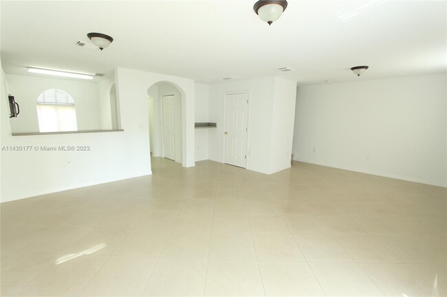 Foto del edificio - 26271 SW 135th Ave