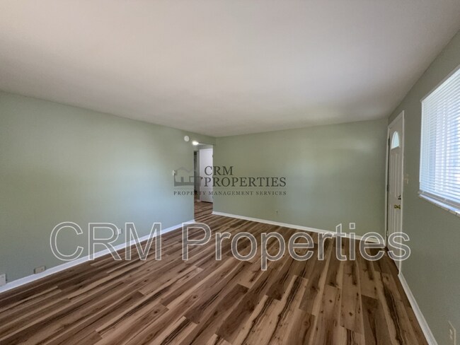 Foto del edificio - 11897 E Welland St