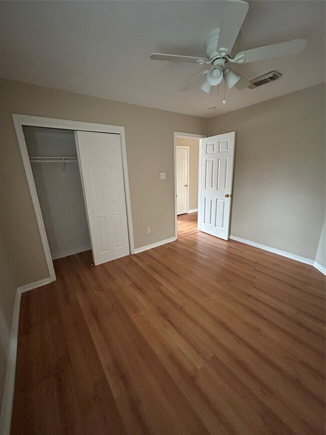 Foto del edificio - 8806 Edenbridge St