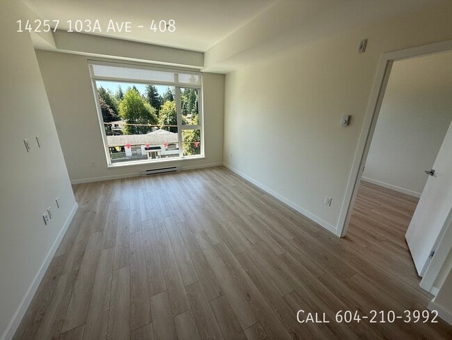 Building Photo - Bright & Modern 2 Bed Condo
