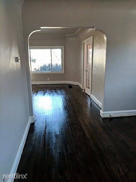 Foto del edificio - 3 br, 1 bath House - 3457 East Norwich Avenue