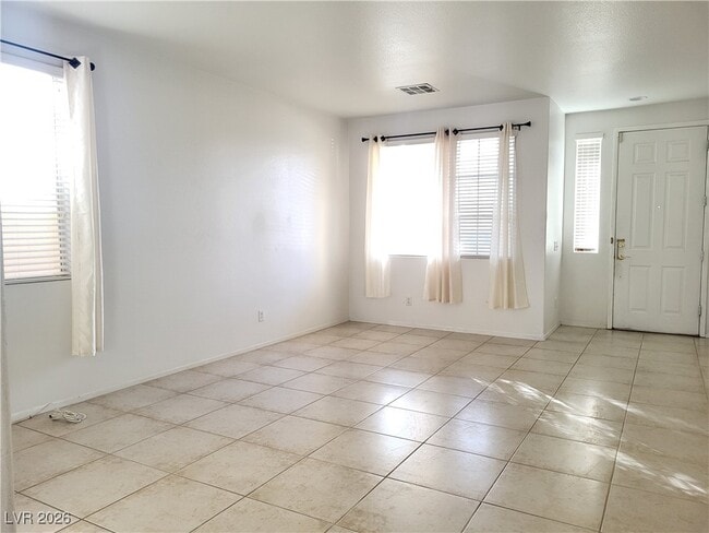 Building Photo - 9530 W Mesa Vista Ave