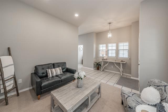 Foto del edificio - 5112 Keating St