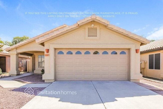 Building Photo - 8343 W Bloomfield Rd