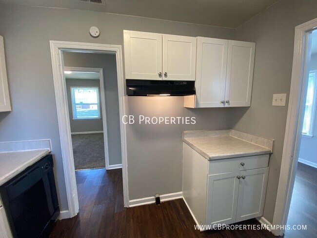 Building Photo - 4103 Wilmette Ave