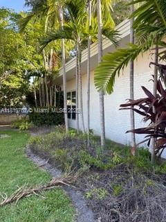 Foto del edificio - 9740 E Broadview Dr