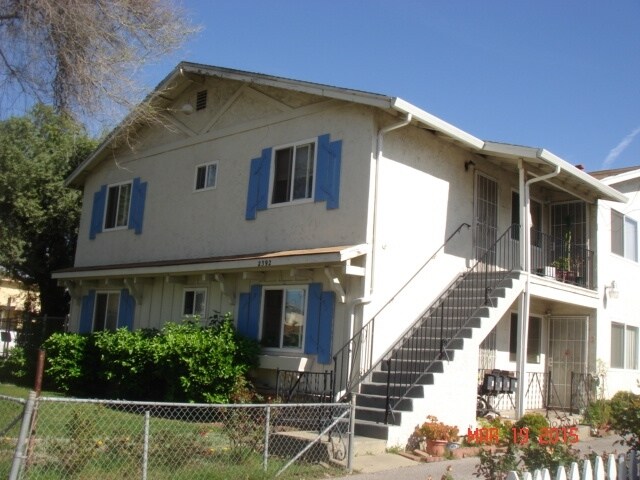 Building Photo - 2392 Mammoth Dr