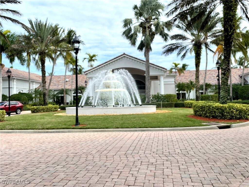 Foto del edificio - 20319 Castlemaine Ave