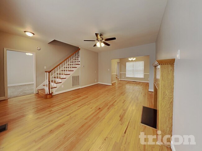 Foto del edificio - 1135 Preakness Ct NW