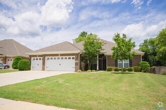 Building Photo - 106 Back Creek Cir NW