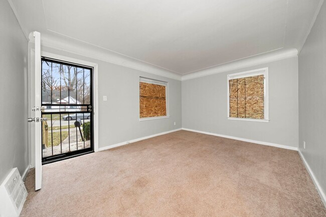 Foto del edificio - 3 bedroom bungalow $1250/month
