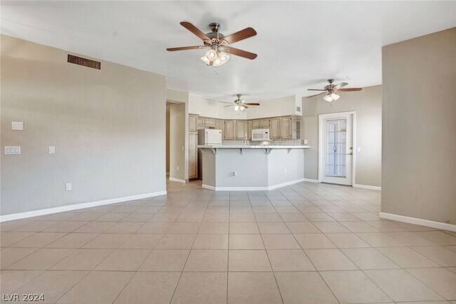 Foto del edificio - 5225 W Reno Ave