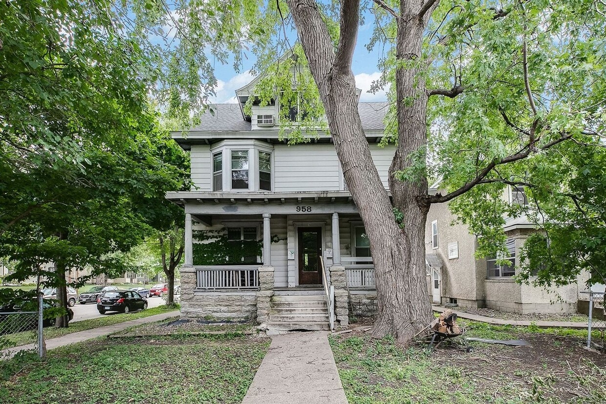 Foto principal - 958-15TH