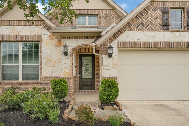 Building Photo - 2414 Willow Fall Ln