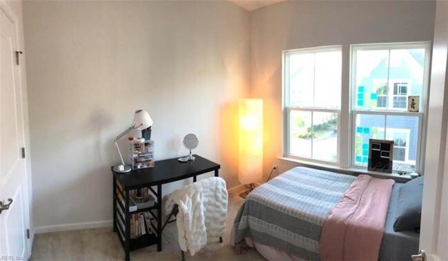 Building Photo - 3 bedroom in Chesapeake VA 23324