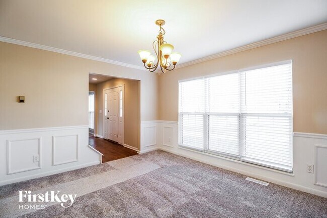 Building Photo - 3826 Red Fox Dr