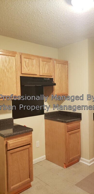 Building Photo - 1232 Capital Ave