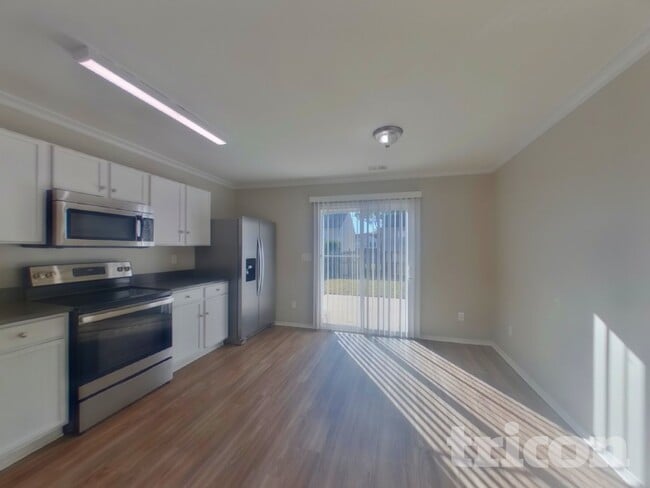 Building Photo - 3634 Charterhall Ln