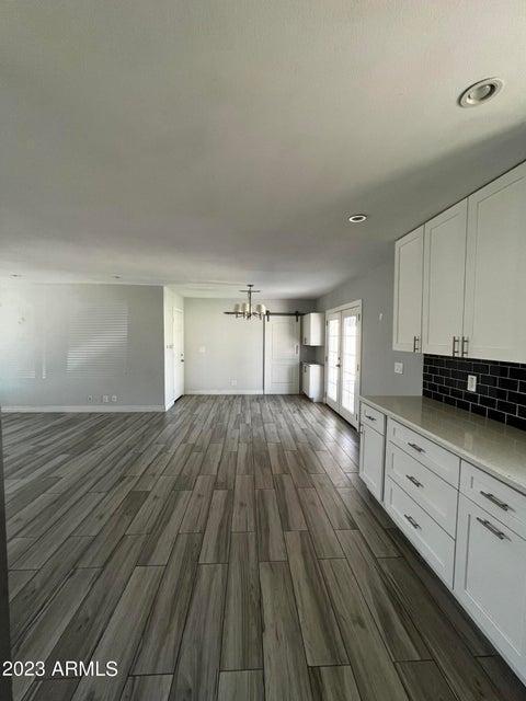 Foto del edificio - 1524 W 5th Pl