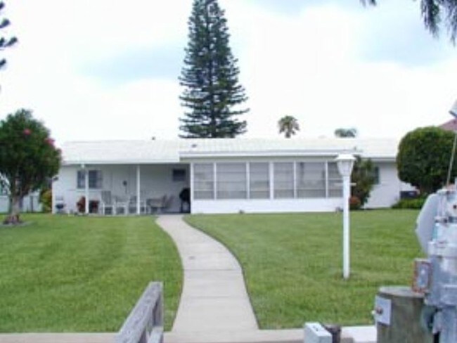 Foto del edificio - 780 116th Ave